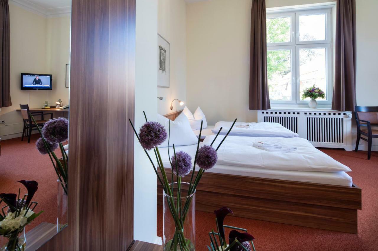 Europäische Akademie 3* Berlin